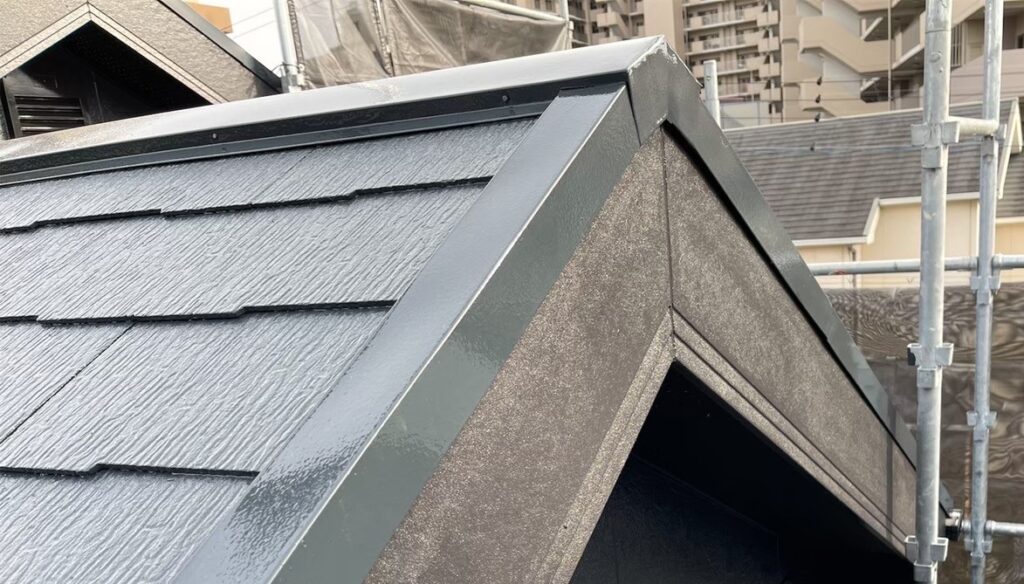 屋根板金の役割と種類を解説！