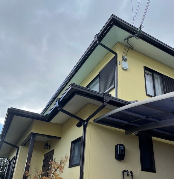 建物に欠かせない排水設備 雨樋の役割を解説します!