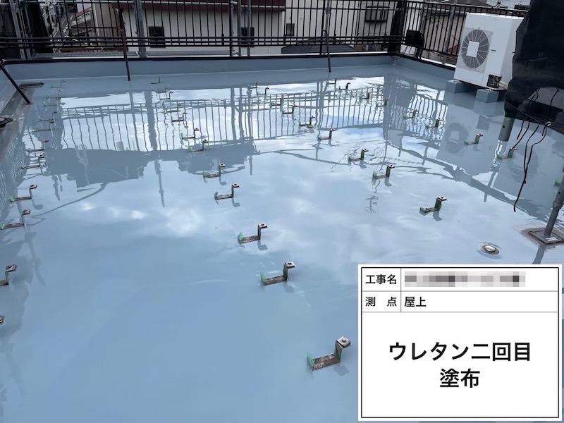 屋上防水工事 ウレタン防水仕上げトップコート塗布｜大阪府堺市