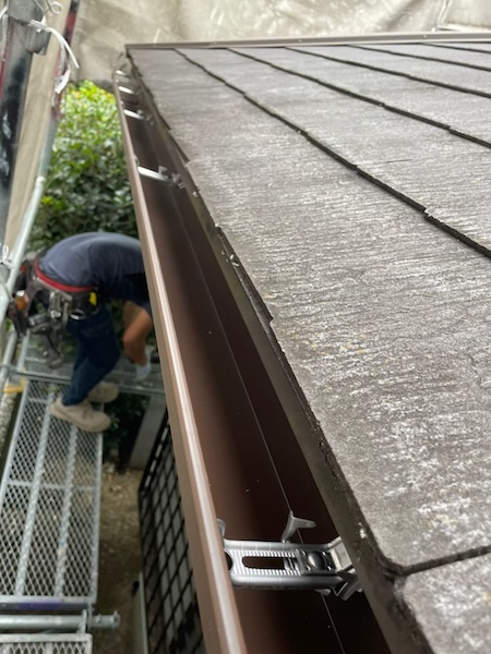 雨樋交換工事 軒樋の設置をレポート｜大阪府河内長野市美加の台