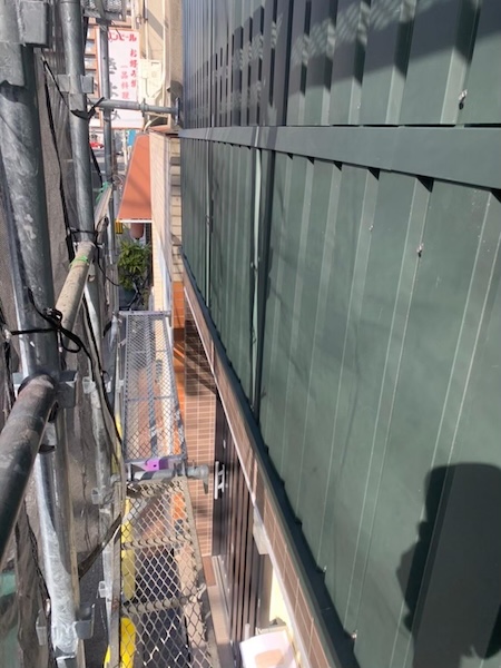 大阪府大阪狭山市 K様邸 屋根塗装・外壁塗装・外壁カバー工事「無事に雨漏りが止まり、ホッとしています。ありがとうございました。」