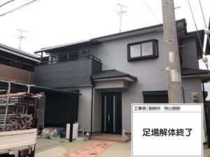 大阪府阪南市｜屋根水切り塗装とエアコンホーステープ巻き〜足場解体〜床下調査〜施工後